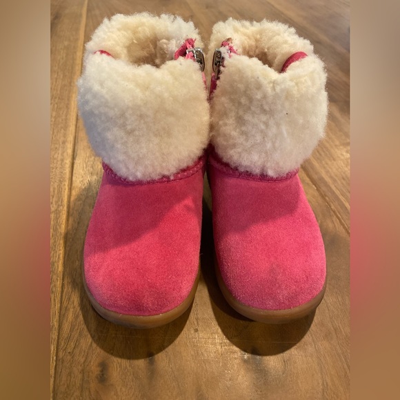UGG Unisex-Child Ramona Boot - Picture 2 of 5